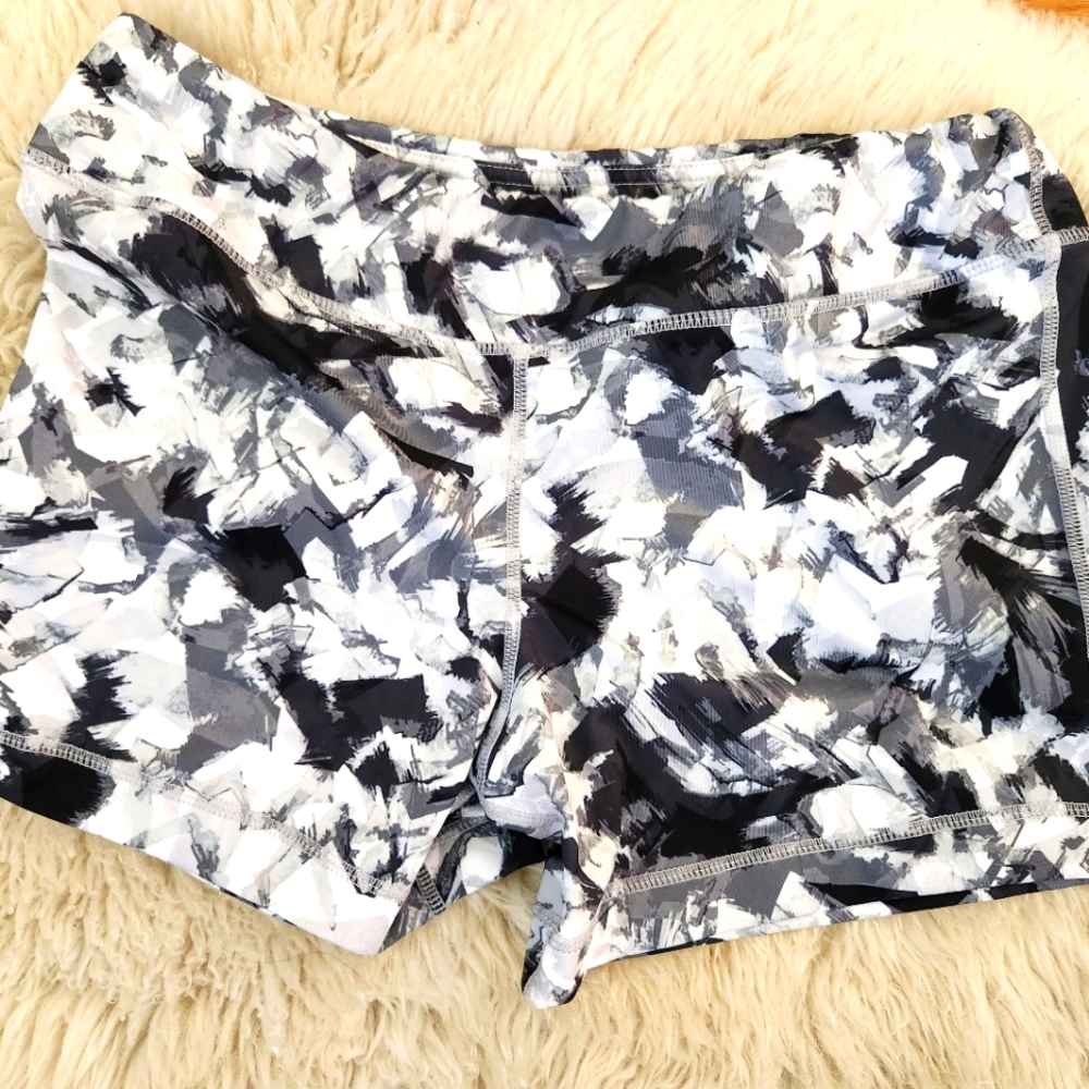 ProPlayer athletic shorts size L